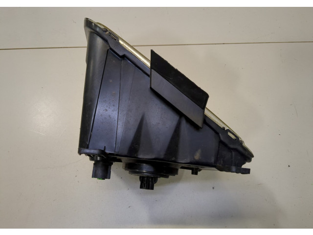 Фара передняя  Ford Mustang 2005-2009 левая 