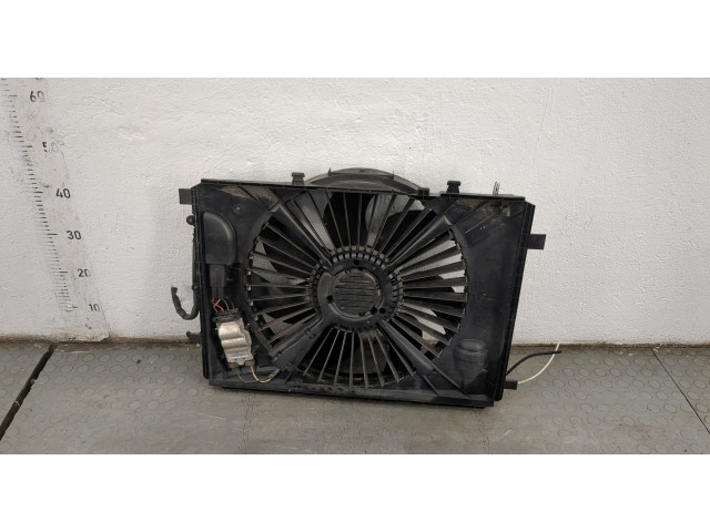 Вентилятор радиатора  Mercedes C W204 2006-2015           