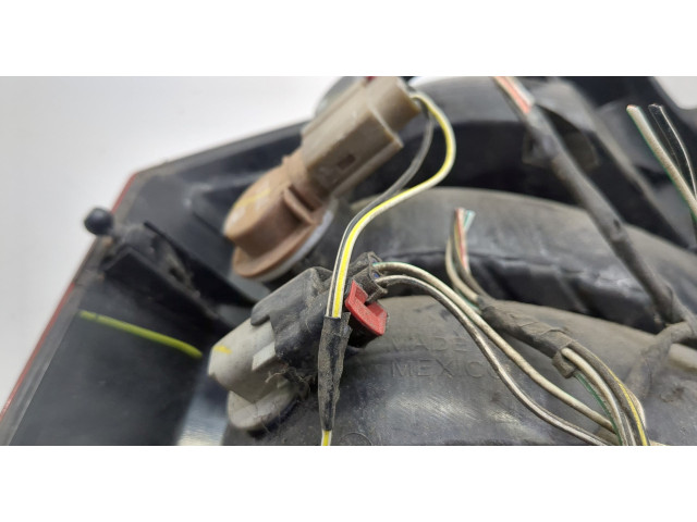 Задний фонарь     5303882AA     