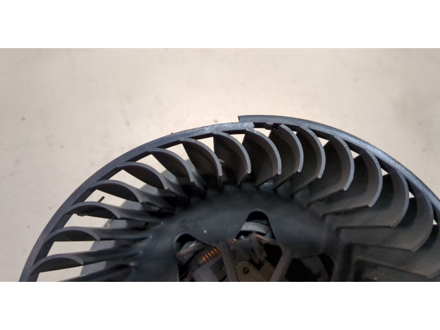 Моторчик печки Volkswagen Jetta 5 2004-2010