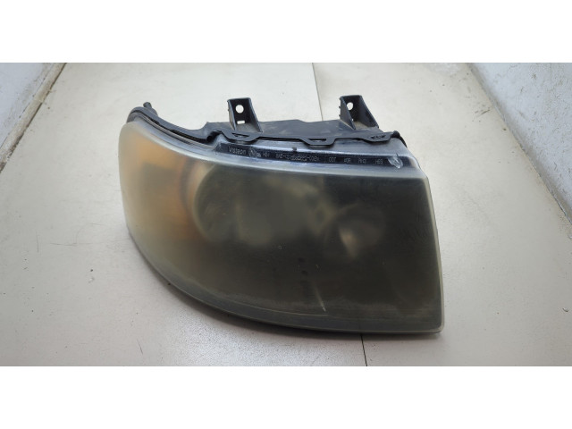 Фара передняя Ford Expedition 2002-2006 правая