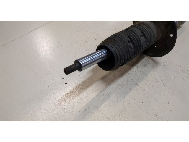 Стойка амортизатора Volkswagen Golf Plus 1.9 дизель