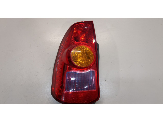 Задний фонарь        Mitsubishi Space Star 