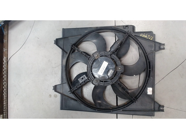 Вентилятор радиатора KIA Carens 2002-2006 2.0 дизель