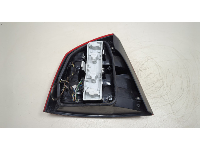 Задний фонарь 1Z5945112B