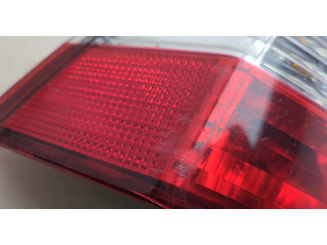 Задний фонарь          