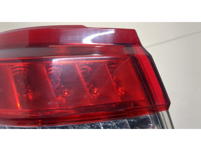 Задний фонарь          