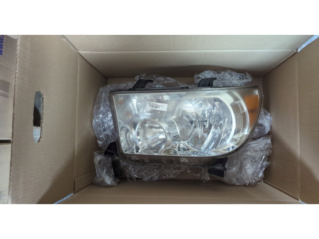 Фара передняя Toyota Sequoia 2008- левая