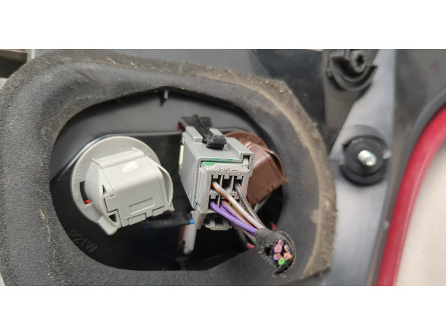 Задний фонарь     31290683     