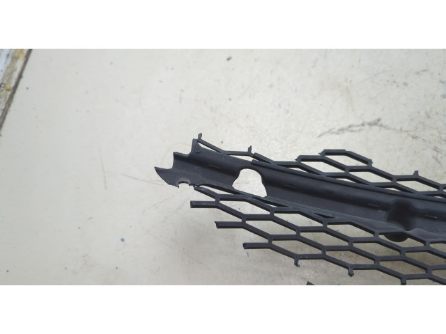 Решетка радиатора  Acura MDX 2001-2006          71120S3VA01