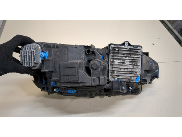 Фара передняя  Volvo S90 2016-2020 левая 