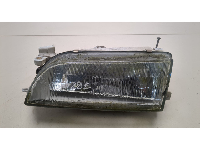 Фара передняя  Toyota Corolla 1992-1997 левая 