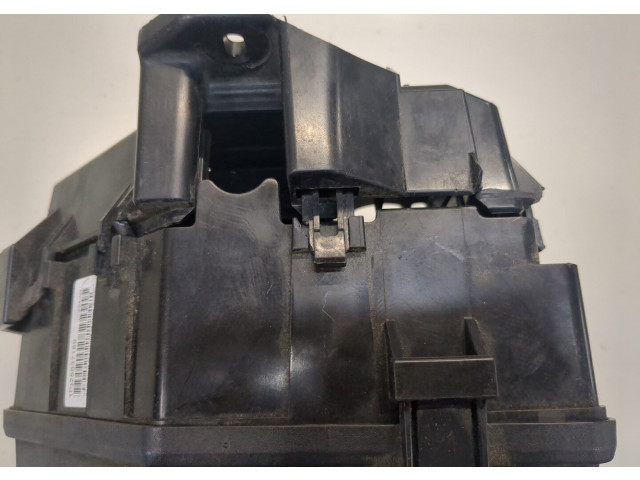 Блок предохранителей Cadillac STS 2004-2011 25954993, 25837189, 25891908 3.6