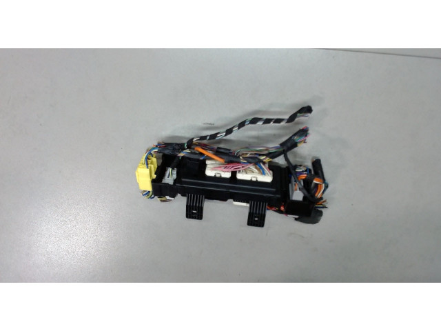 Блок предохранителей Chevrolet Tacuma (Rezzo) AK3659 2