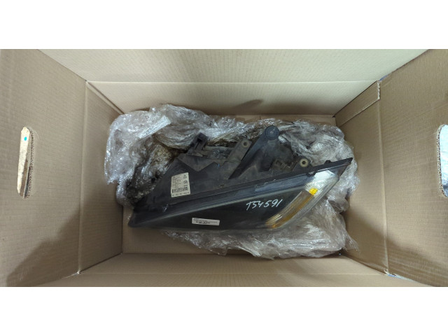 Фара передняя  Ford Focus 2 2005-2008 левая 