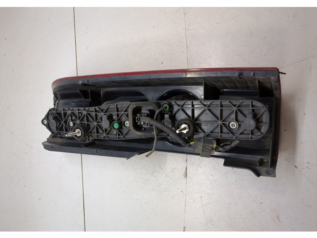 Задний фонарь          