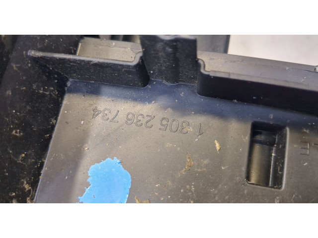 Фара передняя Audi A7 2010-2014 левая