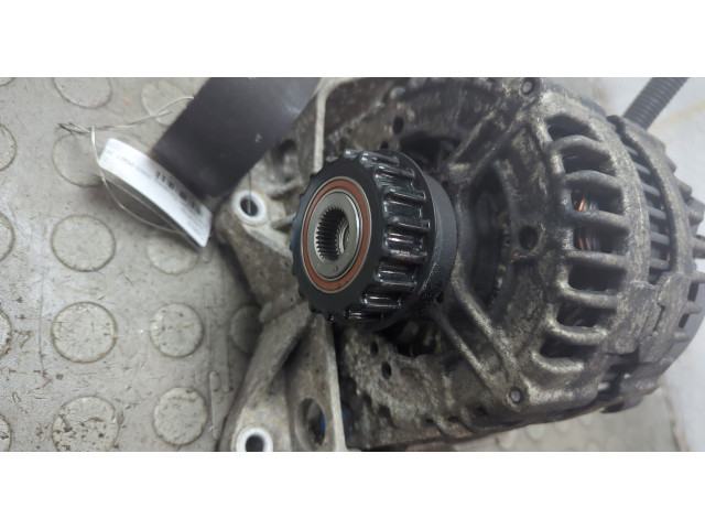 Генератор  Volkswagen Touareg 2002-2007       070903139B    