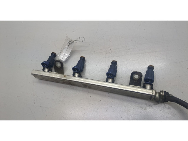 Форсунка топливная  KIA Ceed 2007-2012    353102B000, 353402B010     