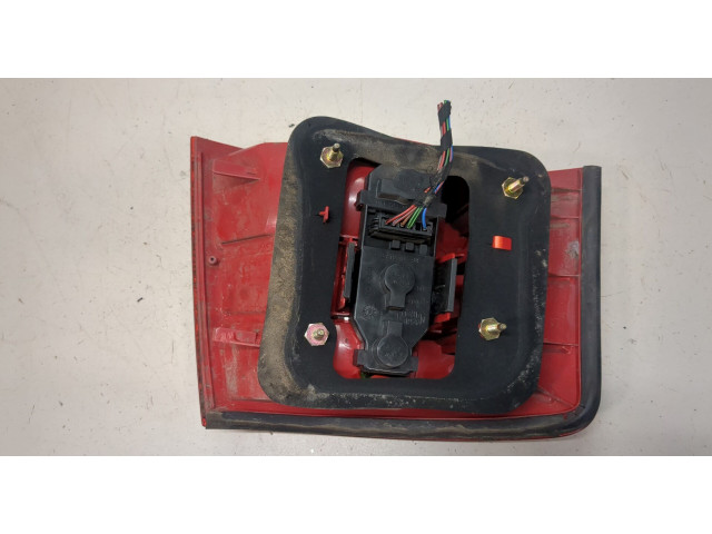 Задний фонарь 4B9945096F