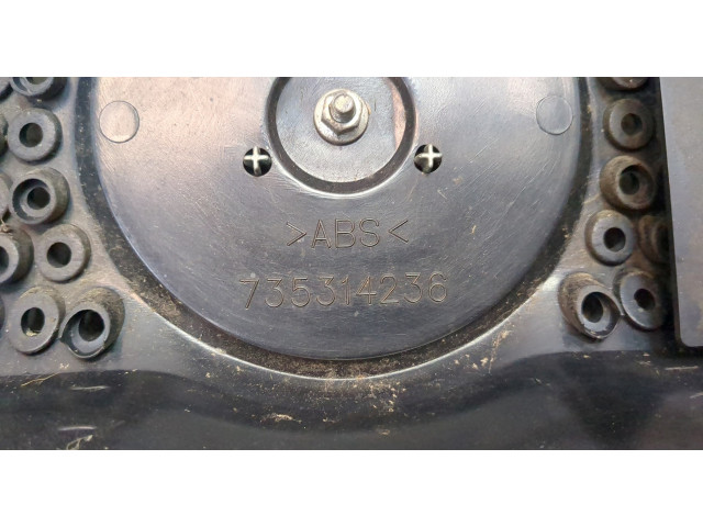 Решетка радиатора  Fiat Panda 2003-2012          