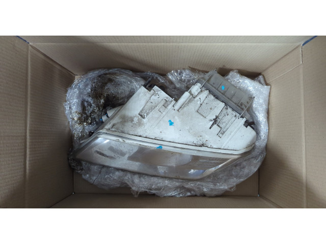 Фара передняя  Skoda Octavia (A5) 2004-2013 левая 