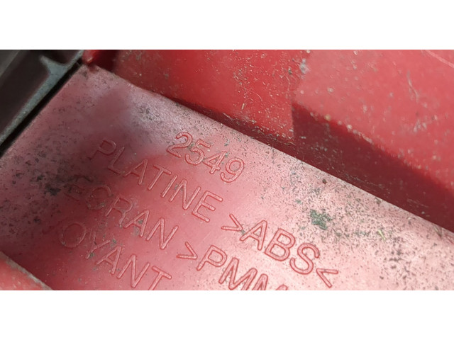 Задний фонарь          