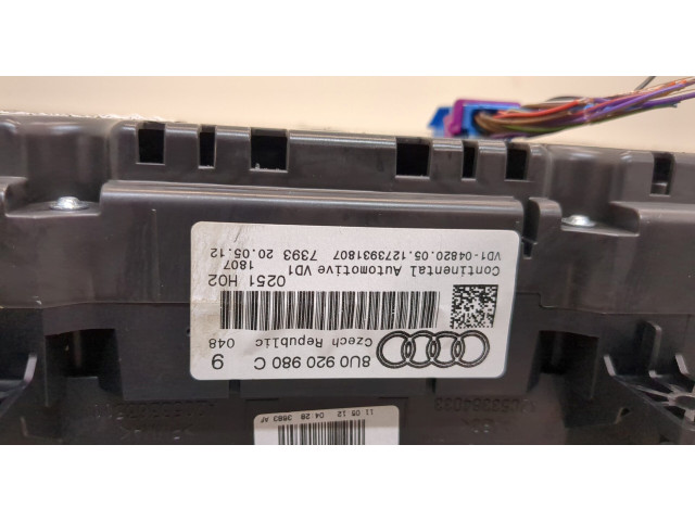 Панель приборов Audi Q3 2011-2014 8U0920980C