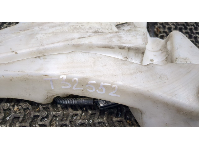 Бачок омывателя  Volvo S40 2004- 31253164    1.6