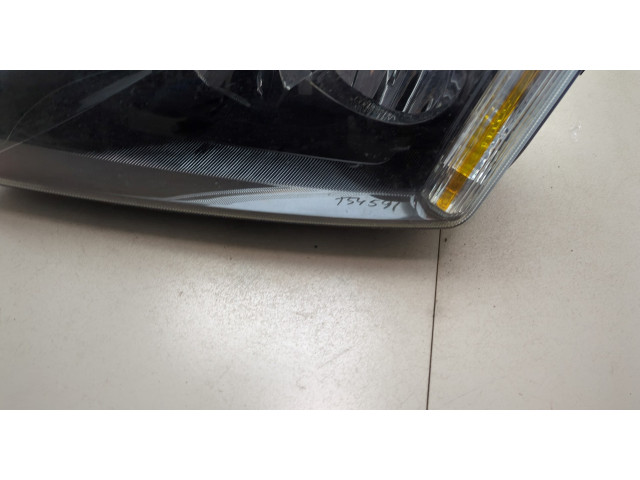 Фара передняя  Ford Focus 2 2005-2008 левая 