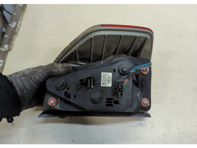 Задний фонарь          