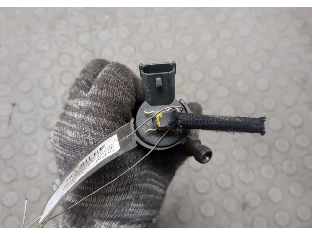 Форсунка топливная  KIA Sportage 2004-2010    0445110258     