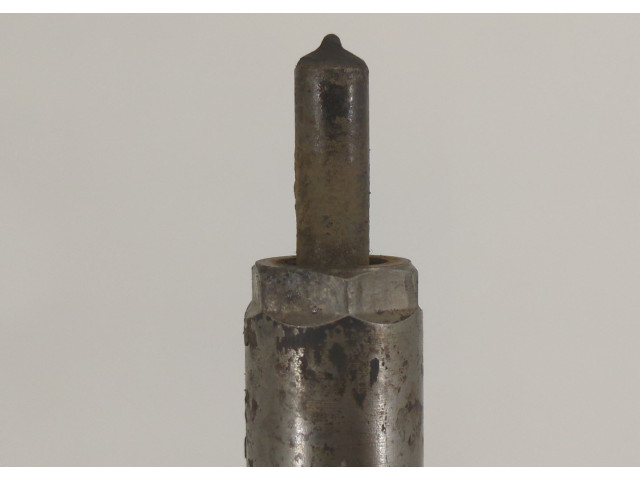 Форсунка топливная  Renault Clio 2005-2009    166001137R     