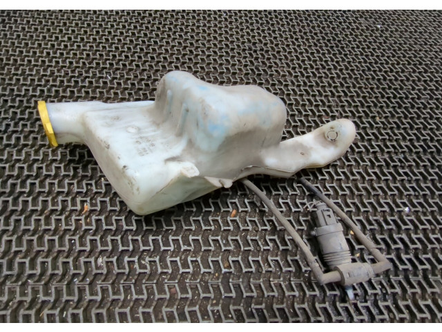 Бачок омывателя  Jeep Patriot 2007-2010 05303789af    