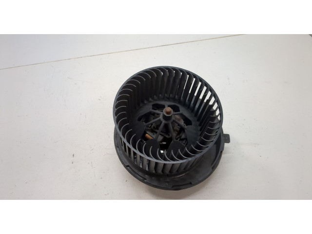 Моторчик печки Volkswagen Caddy 2004-2015 1K2819015 1K2819015