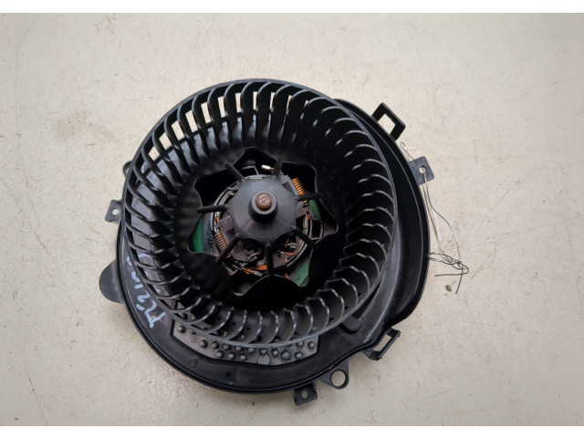 Моторчик печки Skoda Octavia (A7) 2013-2023 5Q2819021B 5Q2819021B