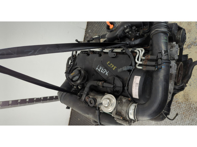 Форсунка топливная  Volkswagen Touran 2003-2006         