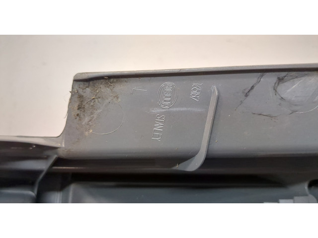 Задний фонарь