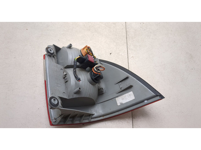 Задний фонарь