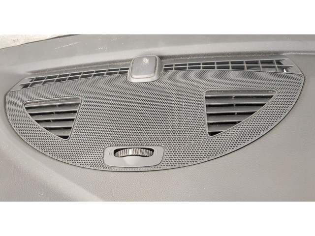 Дисплей бортового компьютера  Buick Envision 2020-2025        