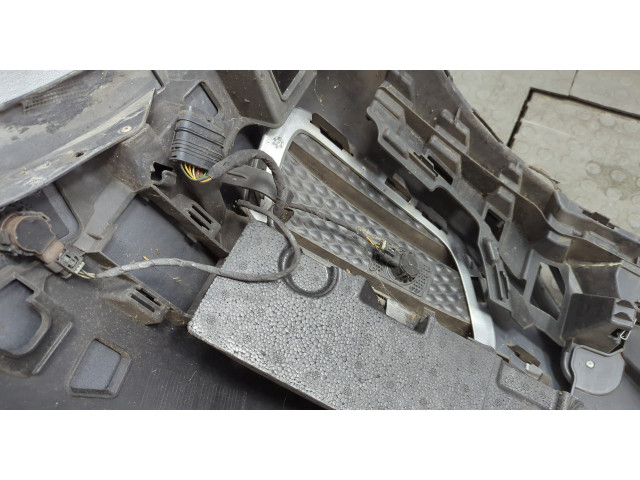 Бампер  Mercedes E W213 2016-2023 передний   A2138852700