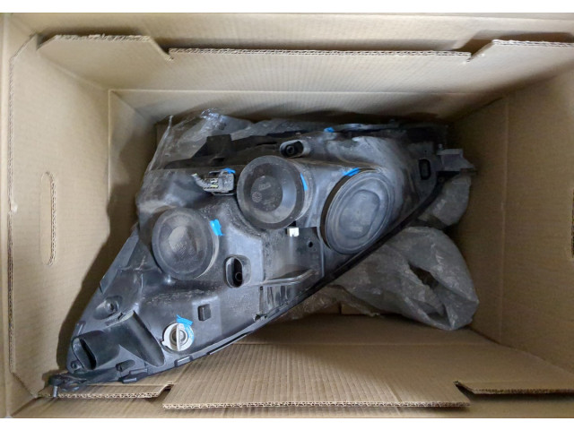 Фара передняя  Citroen C4 Grand Picasso 2006-2013 правая 