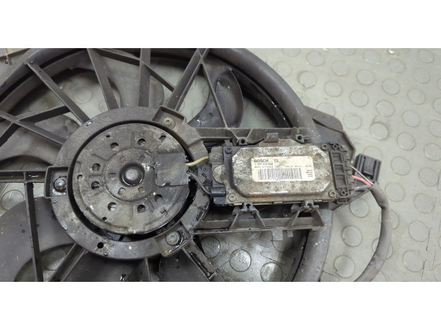 Вентилятор радиатора  Volvo V50 2004-2012           