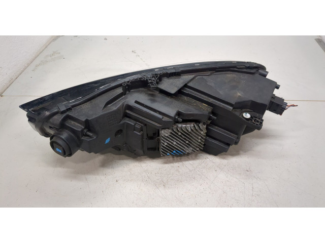 Фара передняя  Audi A5 (F5) 2019- правая 