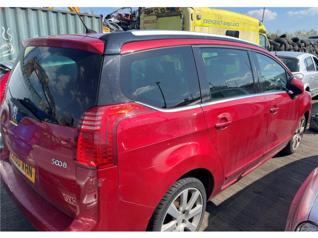 Дисплей бортового компьютера  Peugeot 5008 2009-2016 96735367zd        