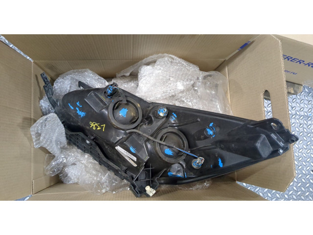 Фара передняя  Ford Escape 2012-2015 правая 