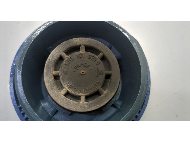 Бачок расширительный Volkswagen Passat 5 2000-2005