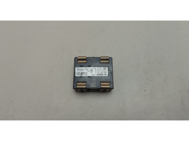 Радар круиз контроля  Volkswagen Golf 7 2012-2020 5Q0907561B, 5Q0907572B, 0203300183       
