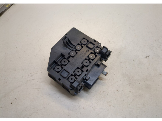 Блок предохранителей  Mercedes GL X164 2006-2012      A1645400350   