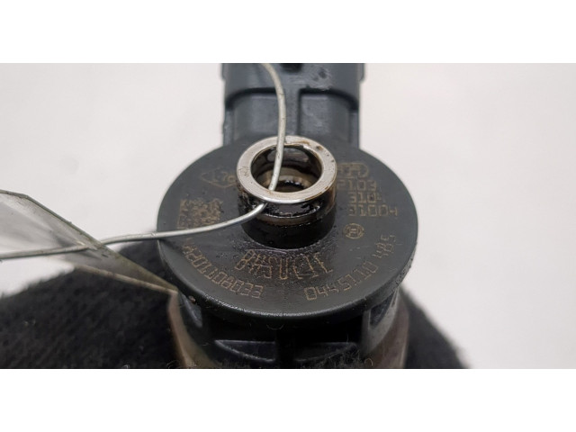 Форсунка топливная Dacia Logan 2012-2016 166008399R